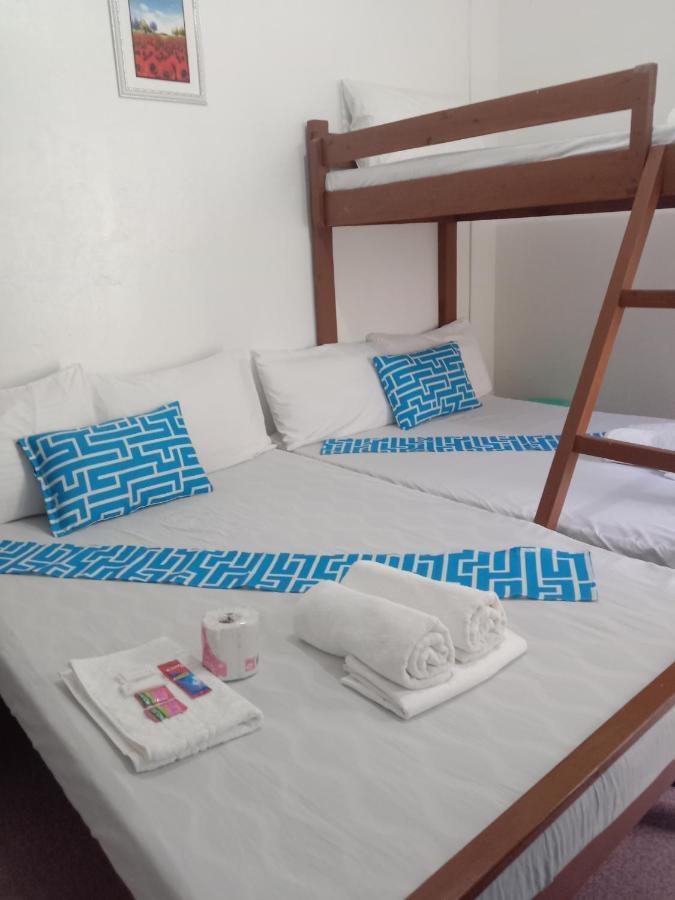Bucana Beachfront Guesthouse เอลนิโด ภายนอก รูปภาพ